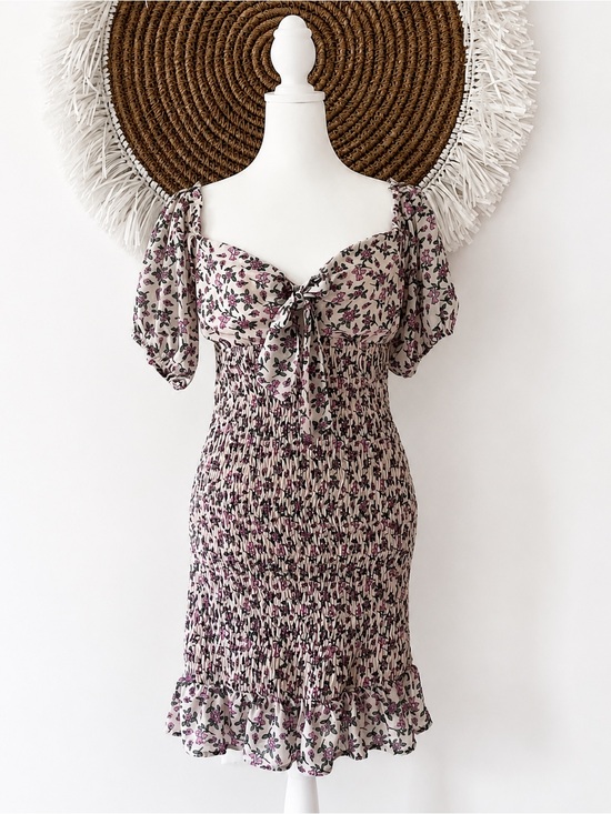 Lost + Wander Dresses & Skirts - Lost + Wander Floral Smocked Puff Sleeve Scrunchy Mini Dress